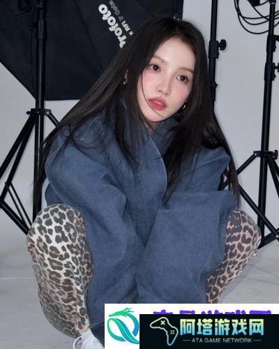 YSL千人千色T9T9T9T9T9MBA上架后秒空，女生直呼：YSL系列每支都适配每一种气质!